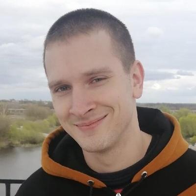 Макс Садовников